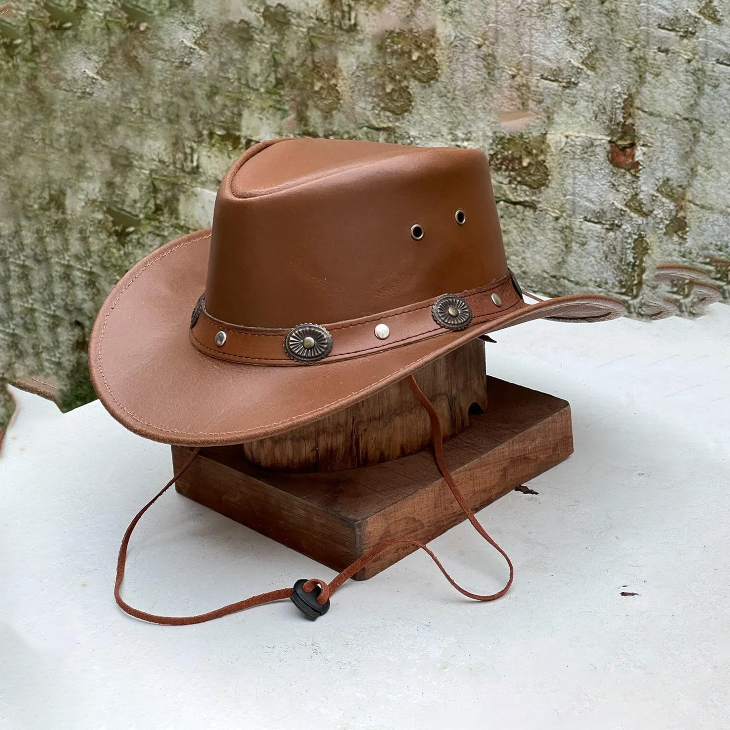 Australian Western Style Tan Bush Hat Leather Cowboy With Leather Band Concho