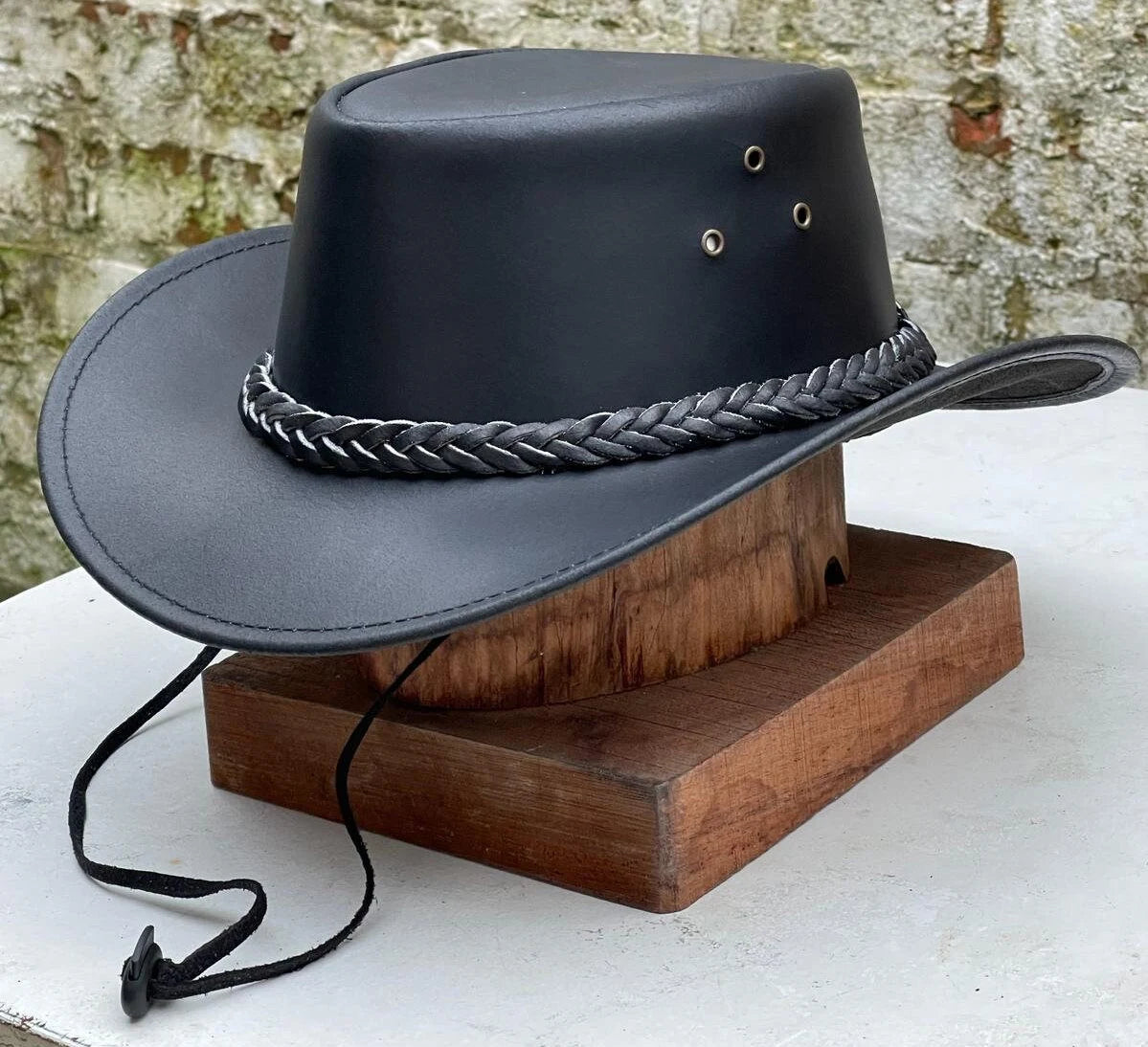 Black Bush Cowboy Hat - Classic Western Style, Wide Brim Rodeo Hat for Men and Women, Stylish Cowgirl Accessory